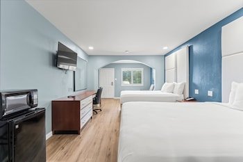 Executive Inn and Suites