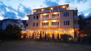 Family Hotel Saga