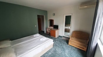 Family Hotel Saga
