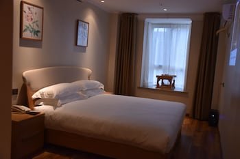 Manchen Hotel