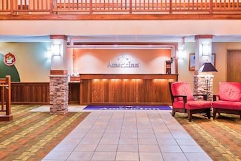 AmericInn by Wyndham Monmouth