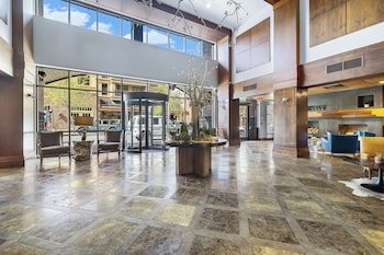The Oxford Hotel Bend