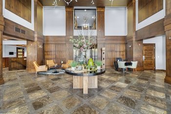 The Oxford Hotel Bend