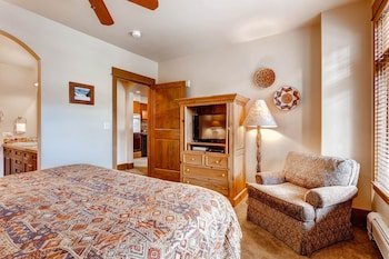Timbers & Lone Eagle by Keystone Resort
