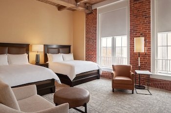 Craddock Terry Hotel