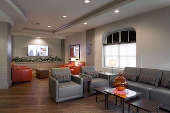 Embassy Suites by Hilton Anaheim North