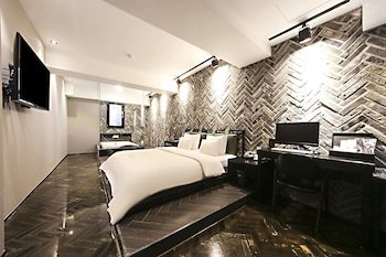 Masan Almond Hotel
