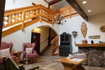 The Alpenhof Lodge