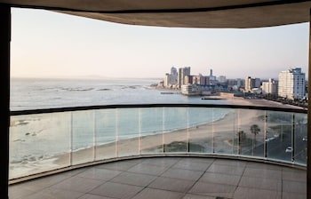 Loddeys Ocean View Apartments
