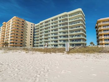 Silver Beach by Southern Vacation Rentals