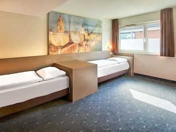 B&B HOTEL Würzburg-City