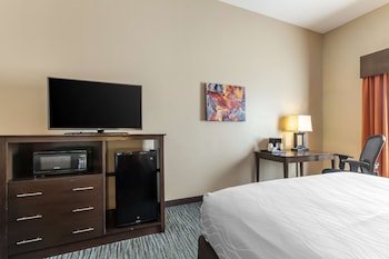 Best Western Plus Longhorn Inn & Suites