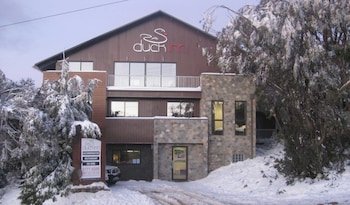 Duck Inn