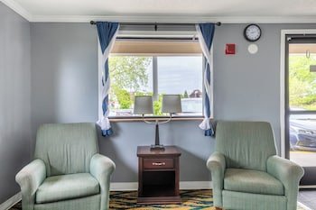 Super Inn in Lansing