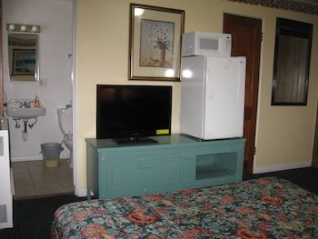 Western Motel Lovell