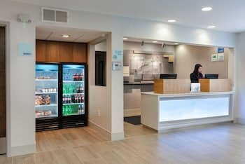 Holiday Inn Express Alpharetta - Roswell