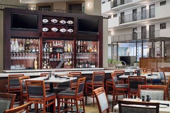 Embassy Suites by Hilton Memphis East Germantown Area