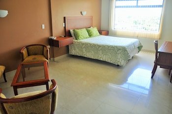 Gran Hotel de Lago - El Coca