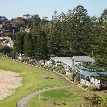 Kendalls Beach Holiday Park