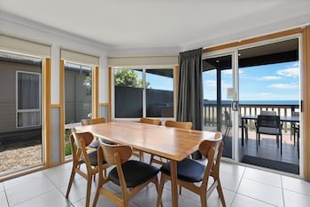 Kendalls Beach Holiday Park