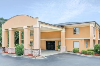 Days Inn by Wyndham North Columbia Ft Jackson