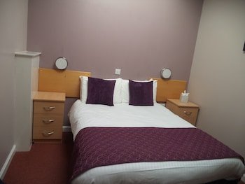 Kintore Arms Hotel