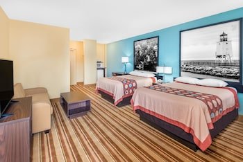 Super 8 by Wyndham Thunder Bay