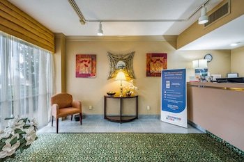 Econo Lodge Corinth