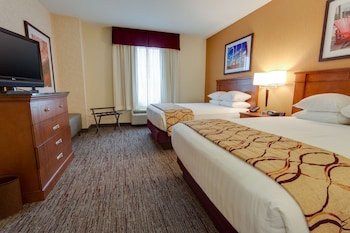 Drury Inn & Suites Baton Rouge