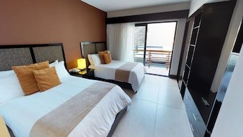 Aldea Thai by Playa Moments