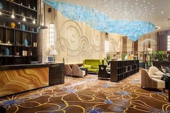 Longhai Jiarong Hotel
