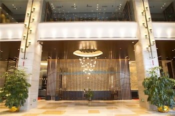 Longhai Jiarong Hotel