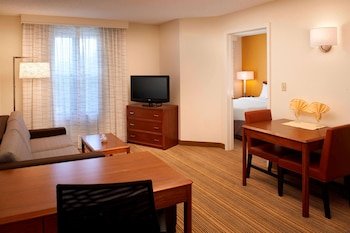 Sonesta ES Suites Chicago Waukegan Gurnee