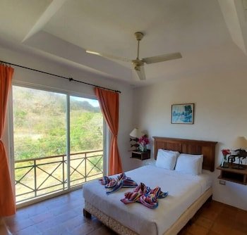 Bahia del Sol Villas & Condo