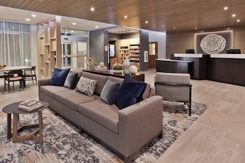 Fairfield Inn & Suites Birmingham Colonnade Grandview