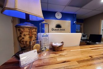 Days Inn by Wyndham Monett