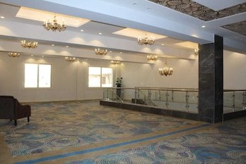 Royal Jewel Al Raml Hotel