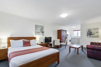 Grosvenor Court Apartments