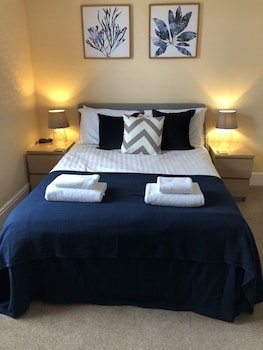The Mounts Bay Inn