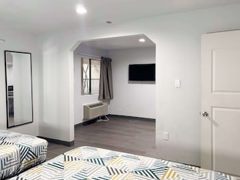 OYO Hotel Irving DFW Airport North