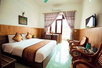 Huong Sen Hotel