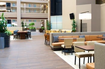 Embassy Suites by Hilton Seattle Bellevue