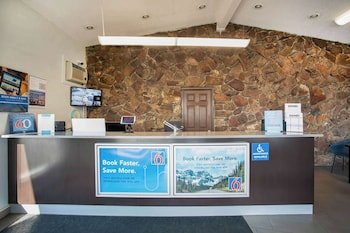 Motel 6 Bend