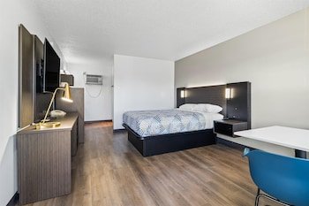 Motel 6 Bend