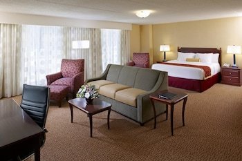 Clinton Inn Hotel & Event Center