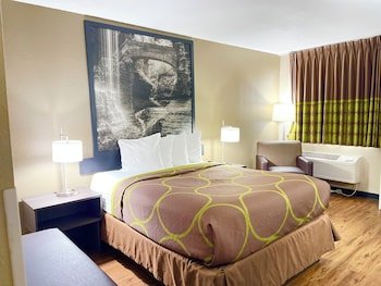 Super 8 by Wyndham Ithaca