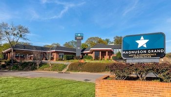 Magnuson Grand Hotel & Conference Center Tyler