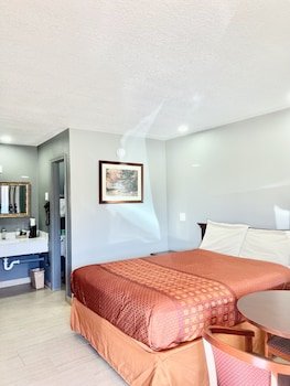 Palace Motel