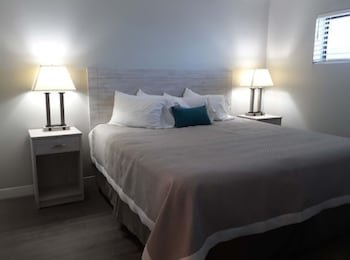 The Surf Suites
