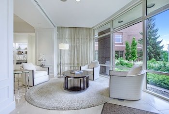 The H Hotel